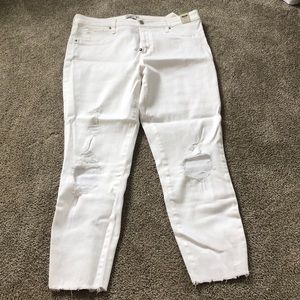 Abercrombie and Fitch White Skinny Jeans